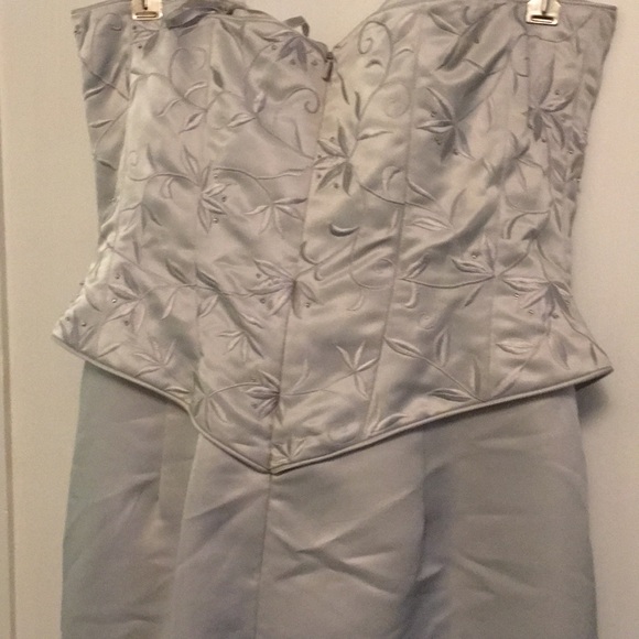 Strapless special occasion dress, silver grey. - Picture 3 of 6